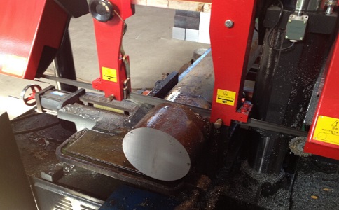 黄潭镇卧式带锯床加工时出现明显振荡如何排查？